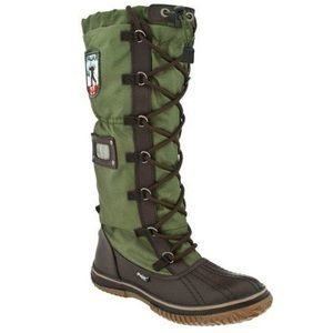 Pajar Women Canada Grip Boot, brown and military green. Size 9 / 9.5. NWOT.